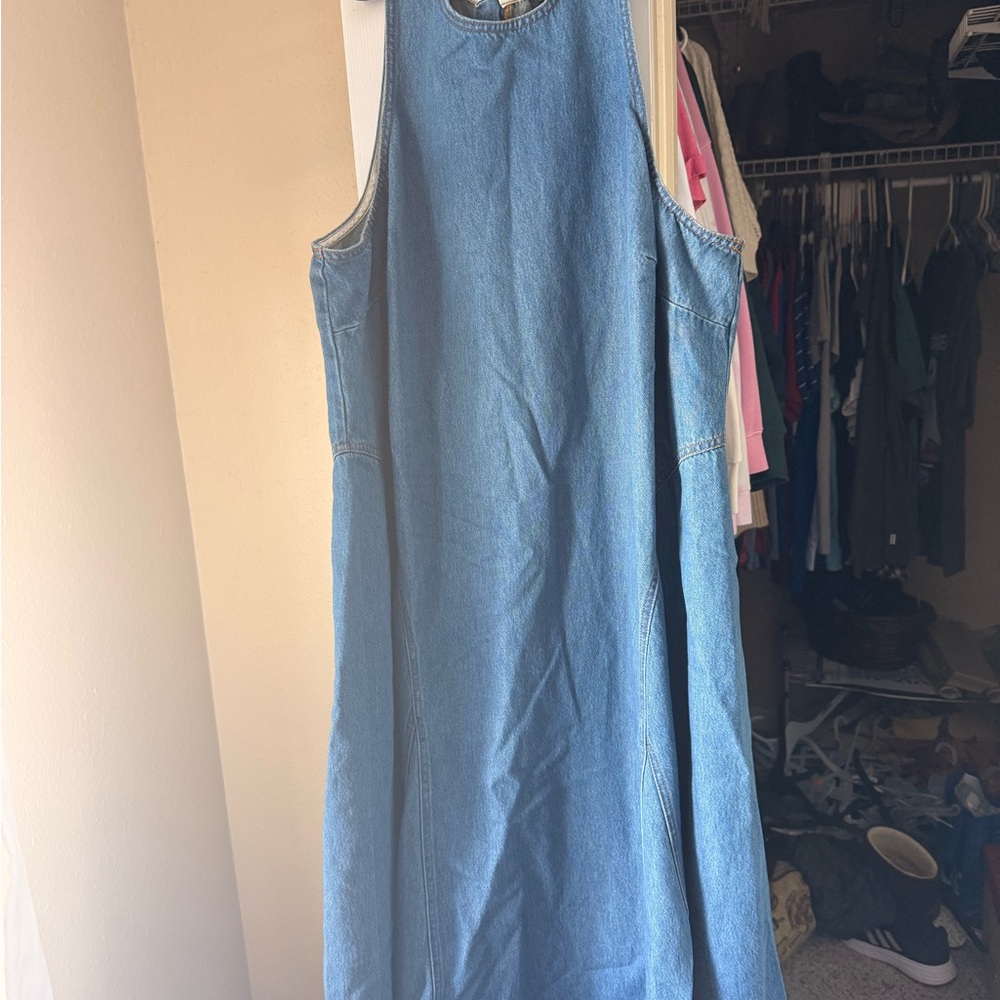Elegant Blue Denim Maxi Dress